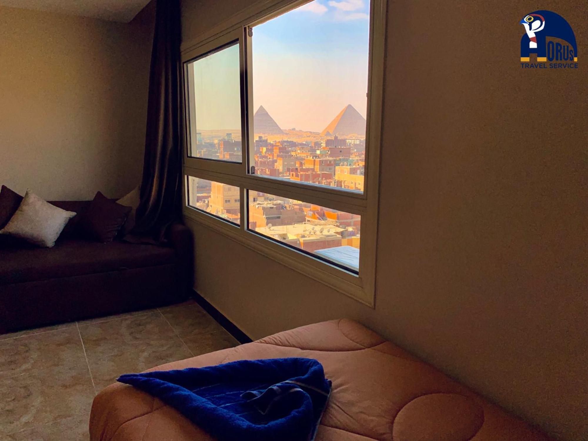 Kafret el-Gabal Horus Horizon Inn Pyramids View מראה חיצוני תמונה